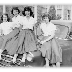 Leland High cheerleaders (1951-1952)