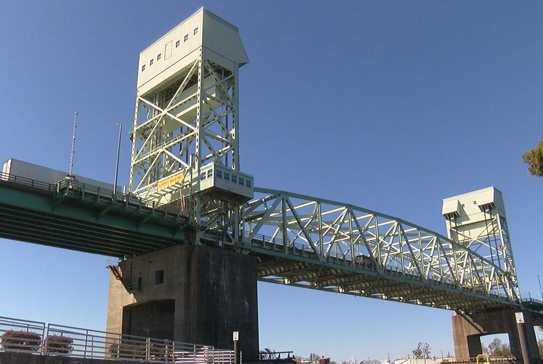 Cape Fear Memorial Bridge